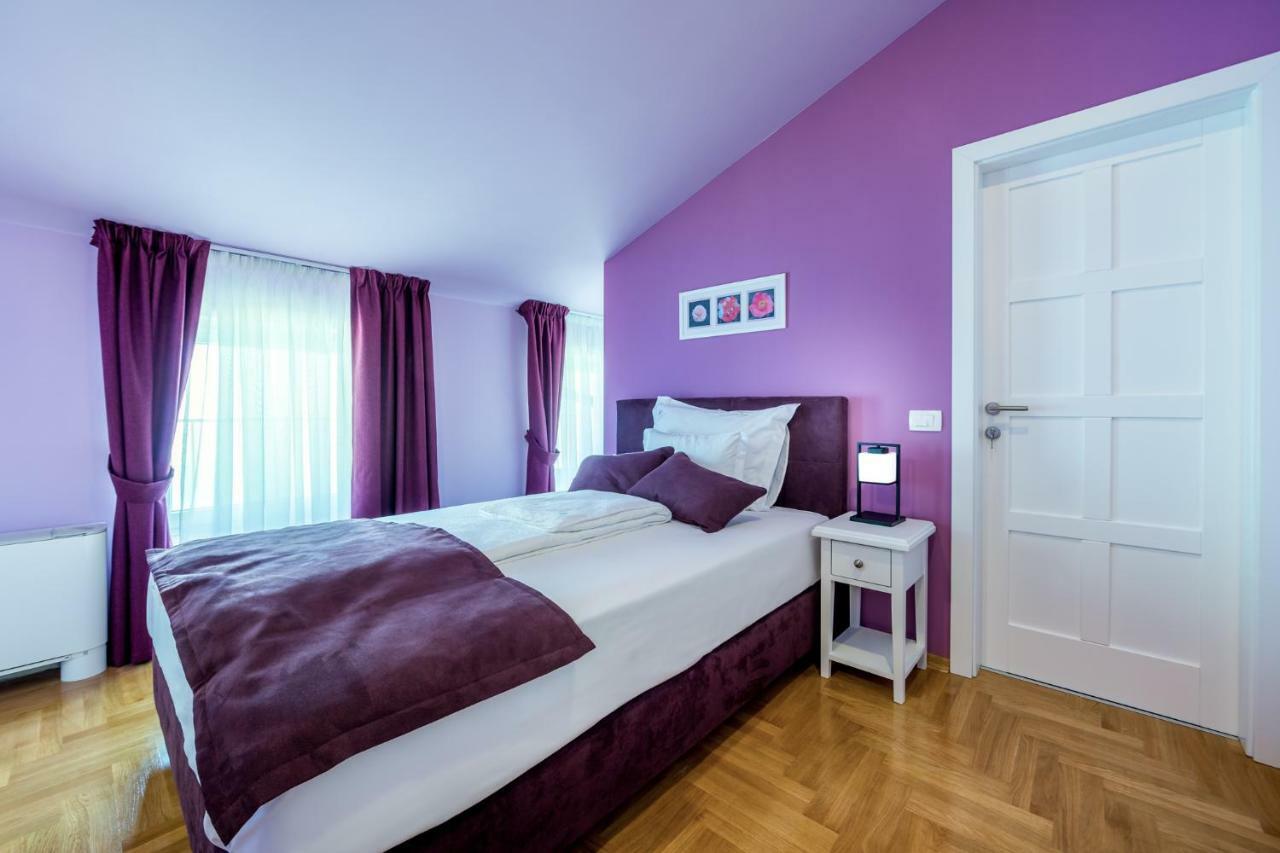 Hotel Domino Opatija Bagian luar foto