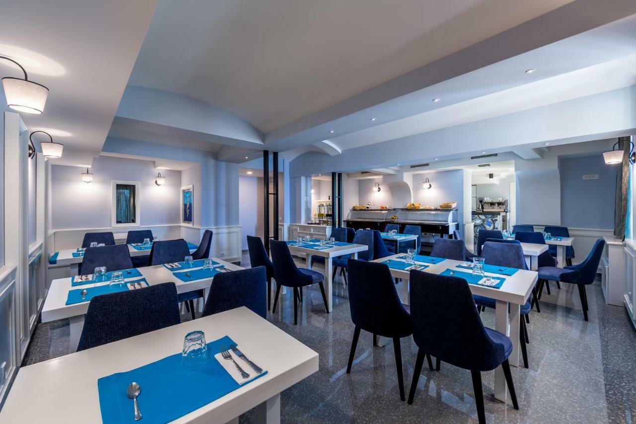 Hotel Domino Opatija Bagian luar foto